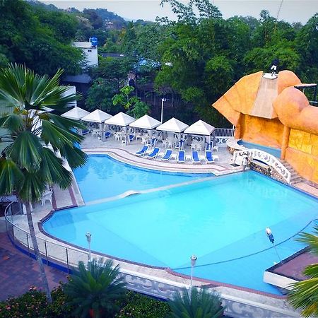 Bosque Hotel Melgar Exterior photo